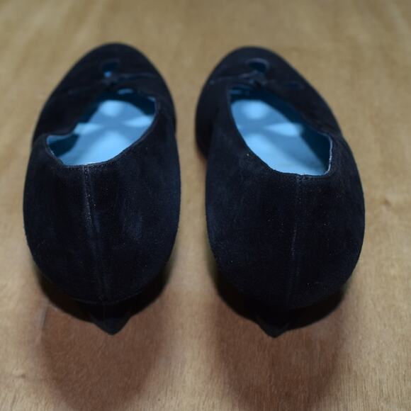 Thierry Rabotin Black Suede Low Heel Pumps Size 37 (US 7) - Picture 3 of 4